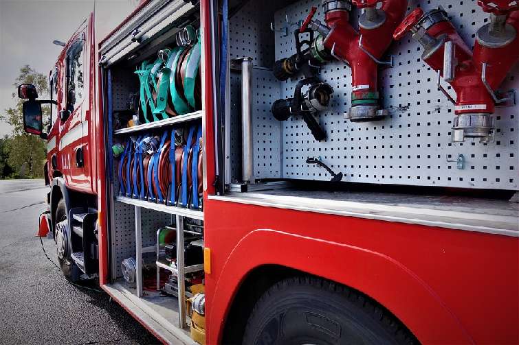 ����� �������� ���� � �. ������������� ������������ �������